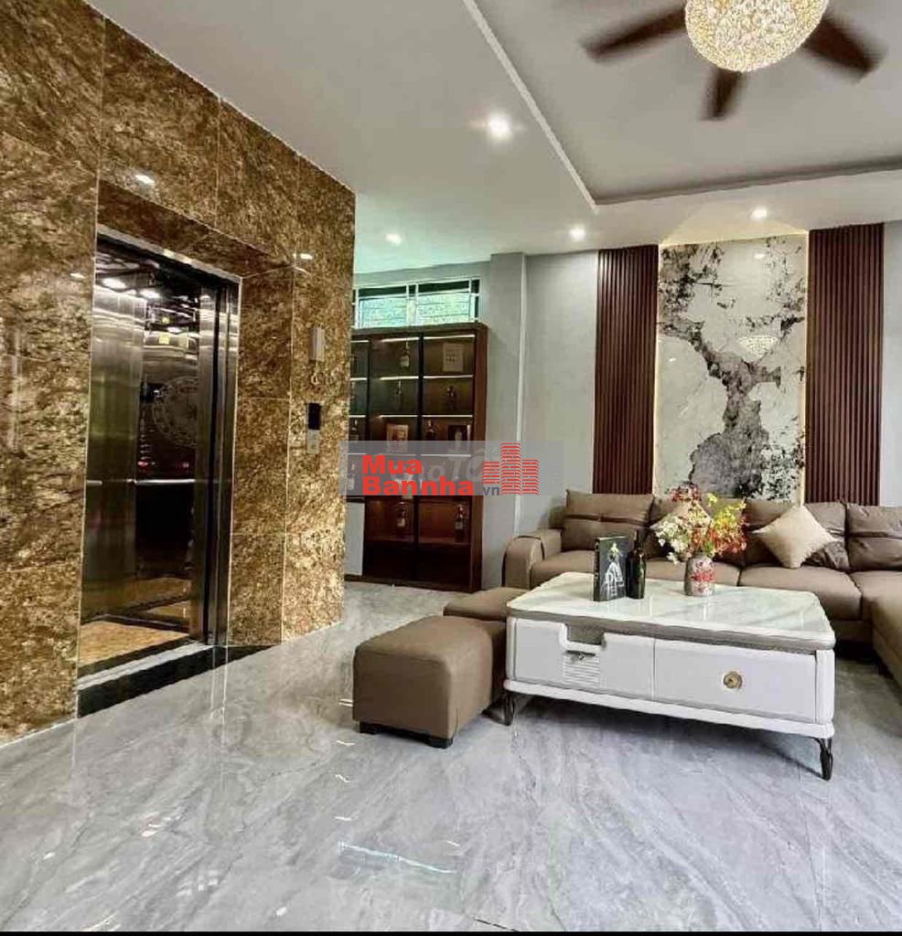 Bán Nhà Nhổn - 7 Tầng Thang Máy - Full Nội Thất - Ở ngay