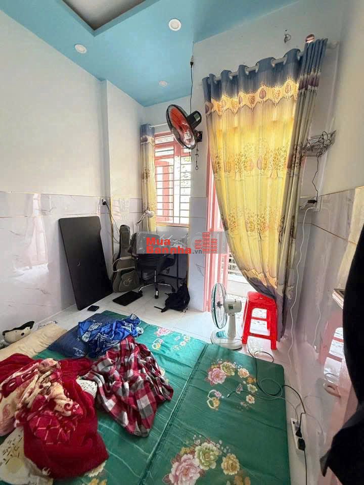 Hh1% . Bán nhà hẻm 16/25 Bùi Thế Mỹ, p10, dt: 3x9m. 2 tầng. 3tỷ9