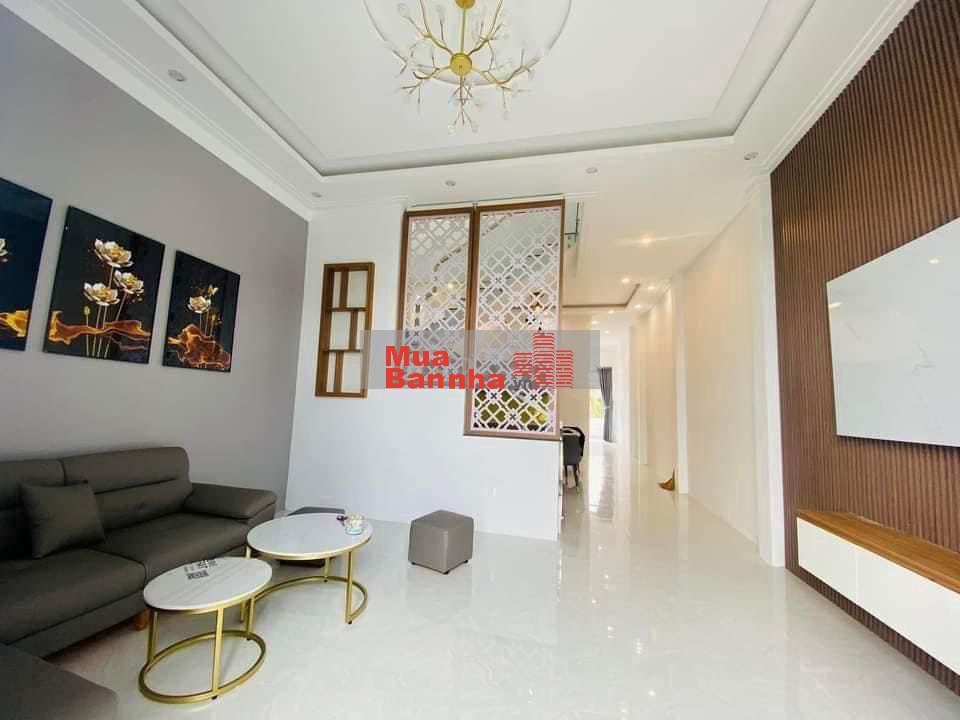 Bán nhà chia tài sản Văn Thân, 50 m2, 2 pn 2wc,gần chợ gần mặt tiền