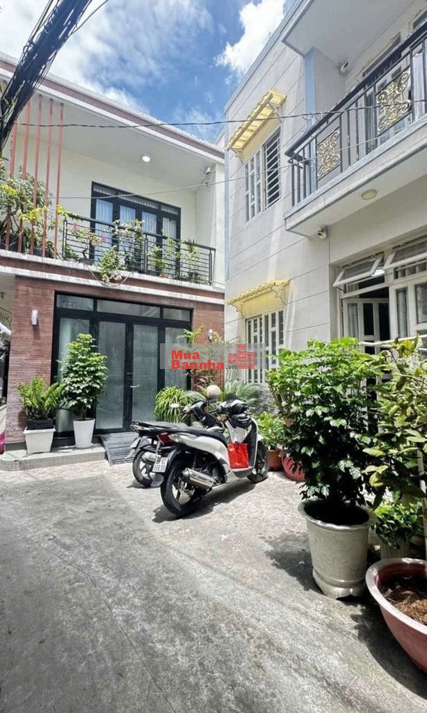 Trần Xuân Soạn, Tân Hưng, Q.7, giáp Q.8, 5,5 X 6m, 2 tầng, giá 3 tỷ 78