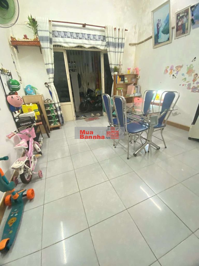 Bán đất tặng nhà đường Nguyễn P Vinh