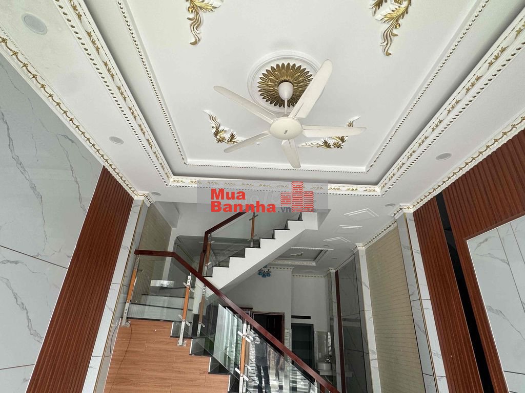 Bán nhà 3 Tầng Biên Hoà,SHR hoàn công,đường 2 ô tô,gần chợ