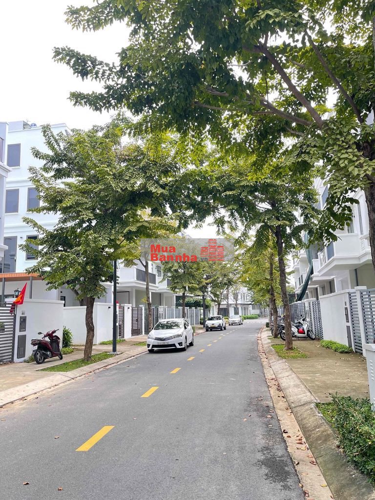 1 căn nhà phố La Vida Vũng Tàu hướng Tây Bắc, DT94m2 giá tốt