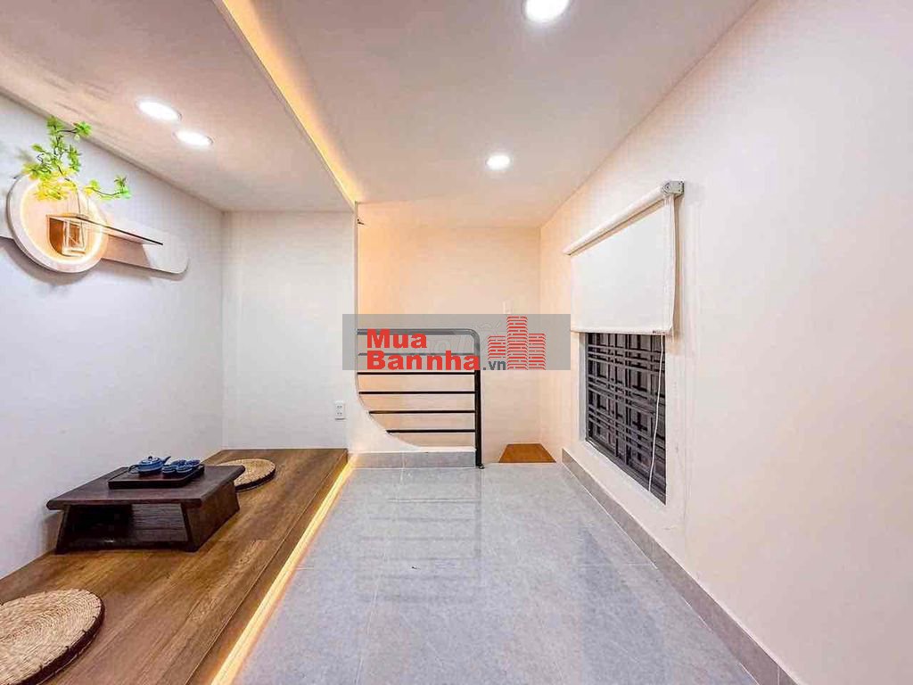 KẸT TIỀN BÁN GẤP NHÀ NVC 1TỶ4 45m2, 1T 2L SHR