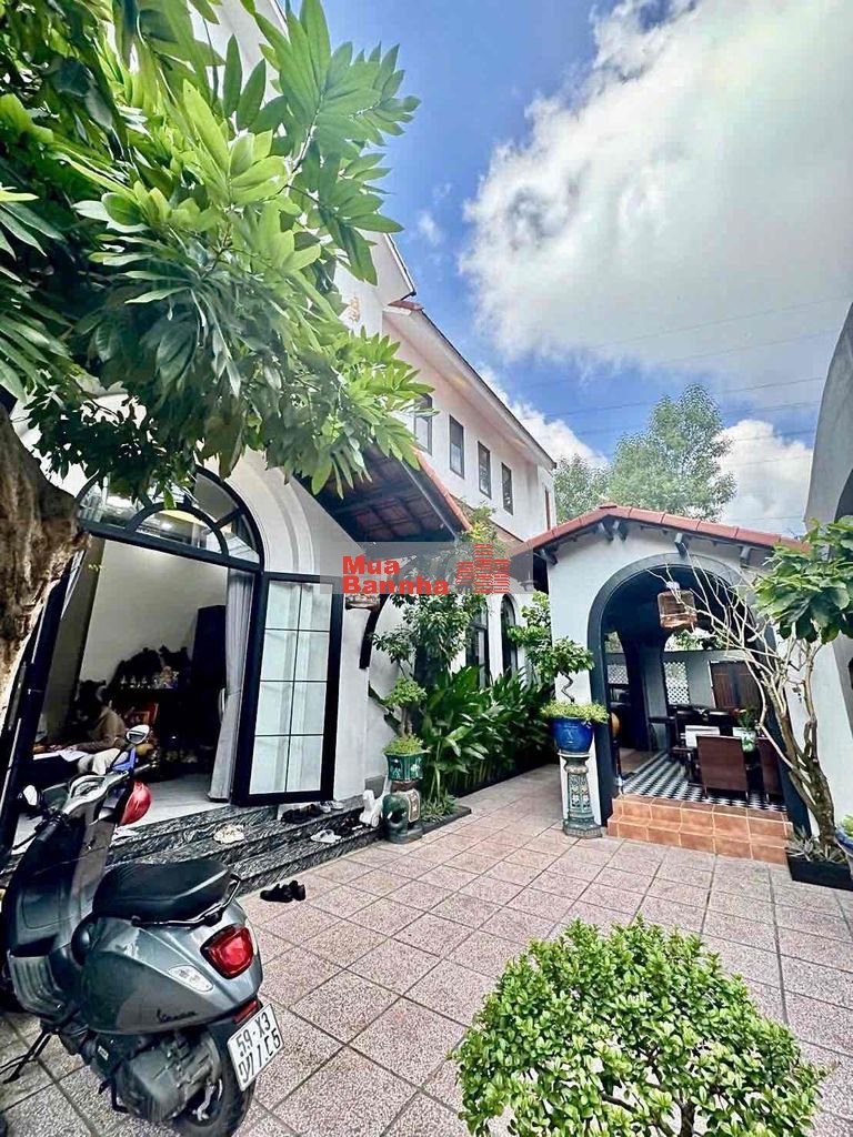 Bán Căn Villa sân vườn phường Linh Trung, gần Bệnh Viện Thủ Đức