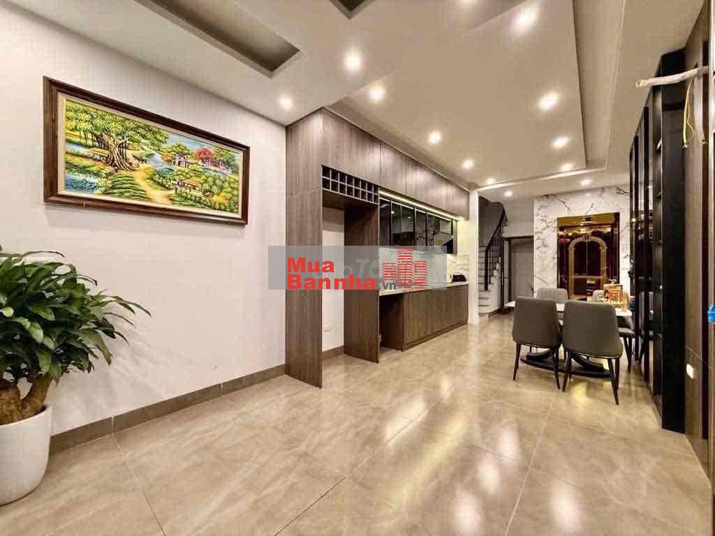 CHÍNH CHỦ- CẦU GIẤY-  38M -NHÀ MỚI 6 TẦNG THANG MÁY- NHỈNH 10đ - Ô TÔ