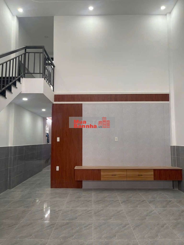 Cách 100m ra nguyên ảnh thủ.hẽm 2,5m cụt