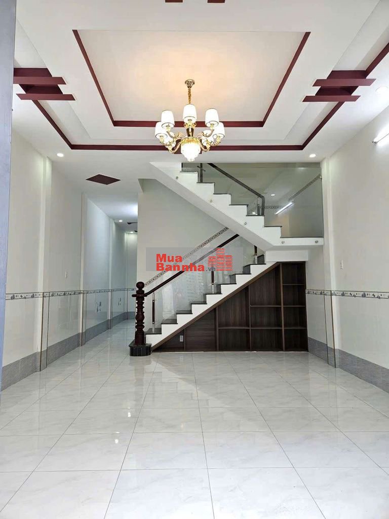 Chủ mua nhà mới cần bán lại giá rẻ 2PN 2WC 104m2