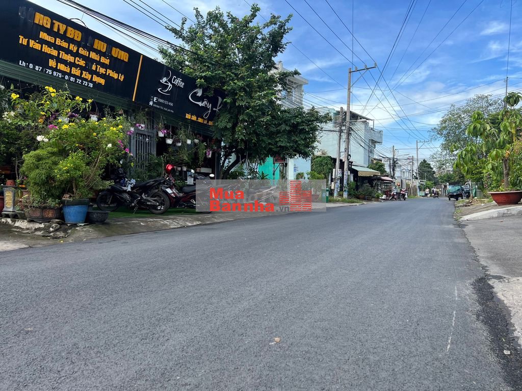 Nhà mặt tiền kinh doanh đường chợ Bình Điềm phường phú hòa
