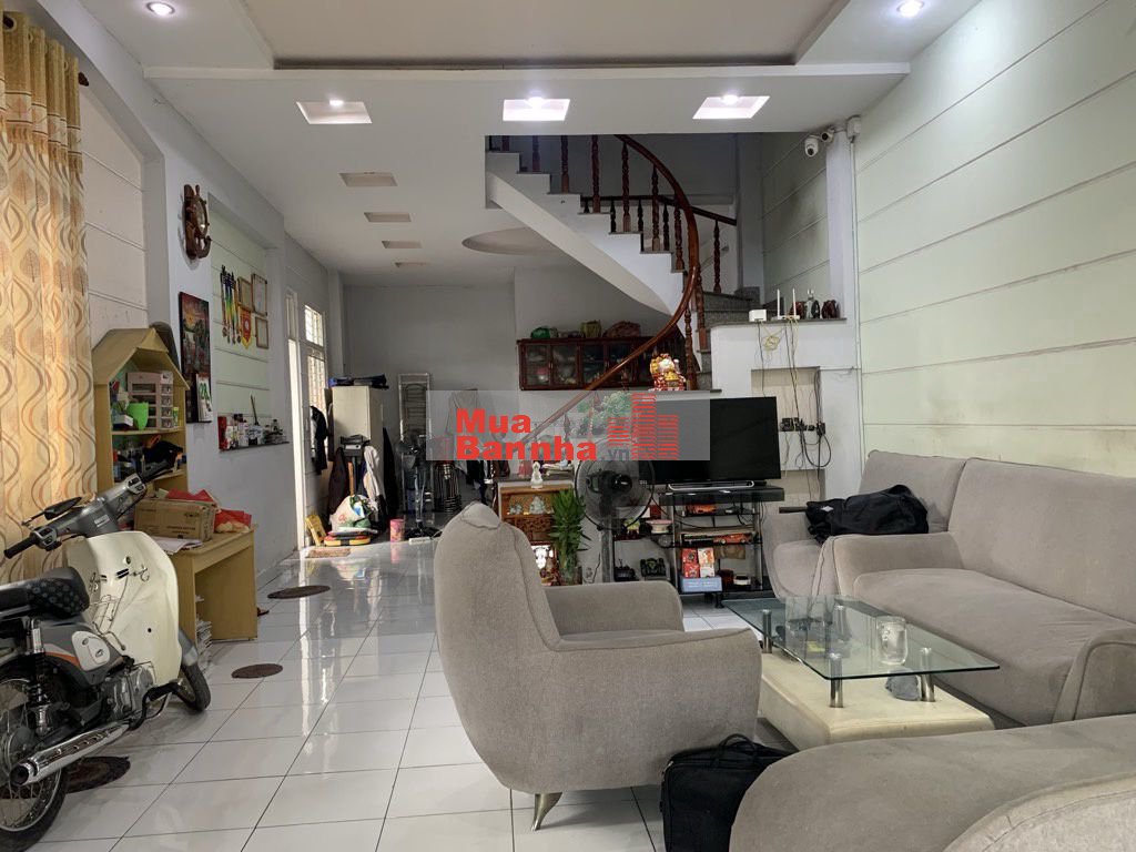 Bán nhà gần Ngã tư Bình Phước 2 tầng 3PN, lô góc xe hơi, giá 7.5 tỷ