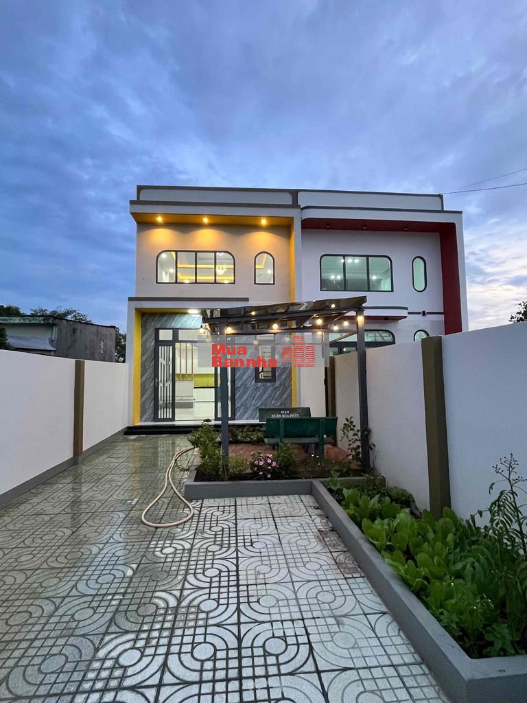 Nhà 150m2, cực rộng, mới xây, sổ đã hoàn công