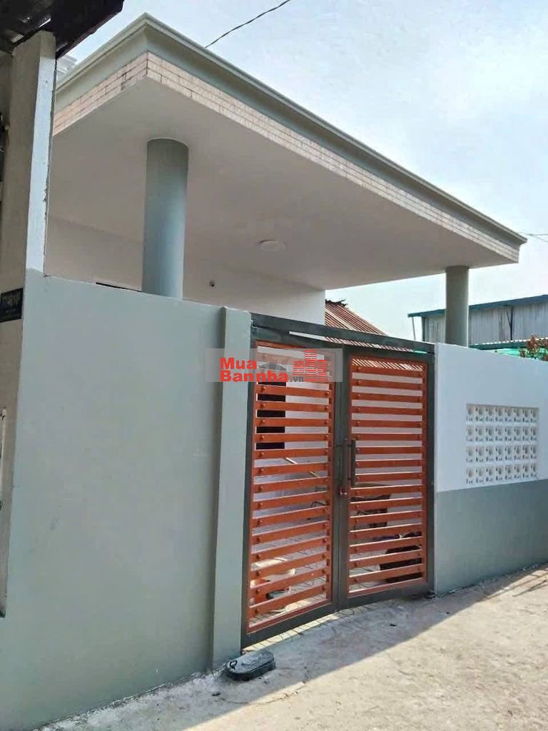 Nhà gần chợ dĩ an , sân vận động , nhà thờ ( p đông hòa tp hcm )