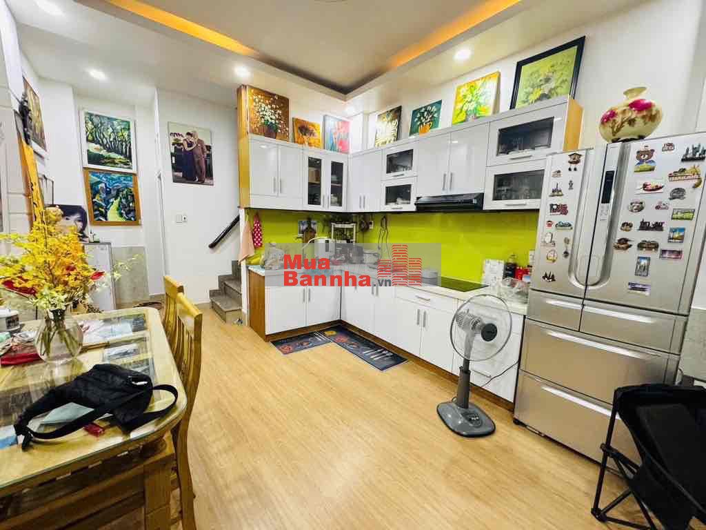 ☘️NHÀ CÁCH MẠNG THÁNG TÁM-3 TẦNG- 36,4 m2-HƠN 5XTY 👉