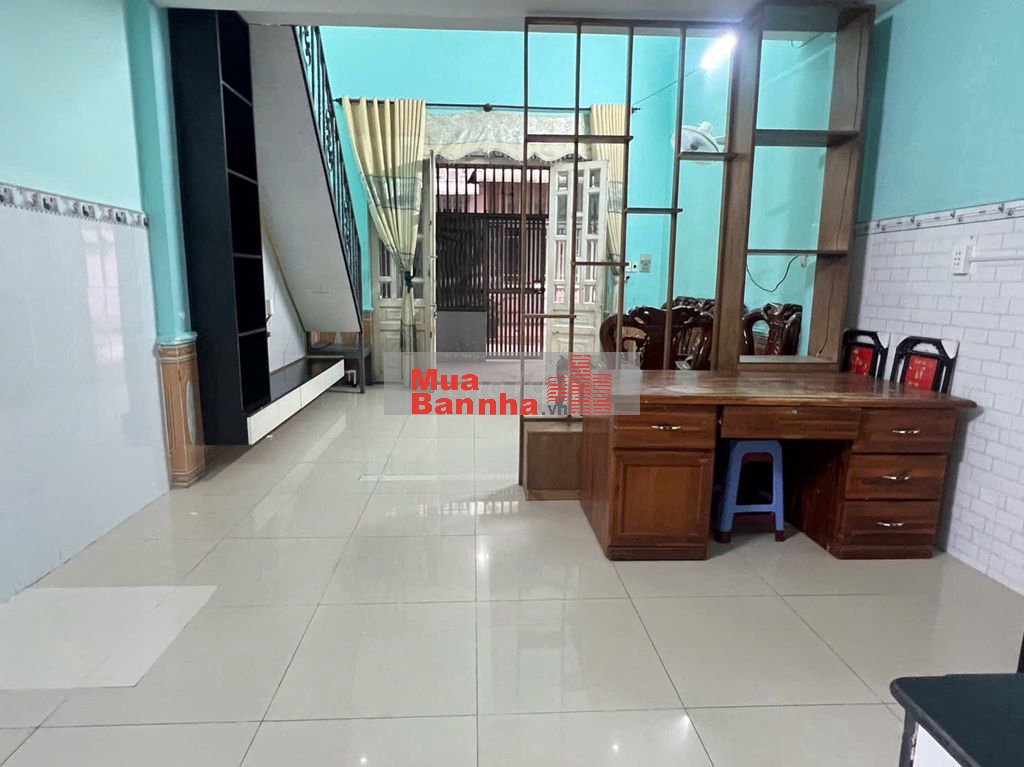 NHÀ CẤP 4, 46M2 (4.2x11), HẺM 6M, DĨ AN CHỈ 2 ĐỒNG x TL