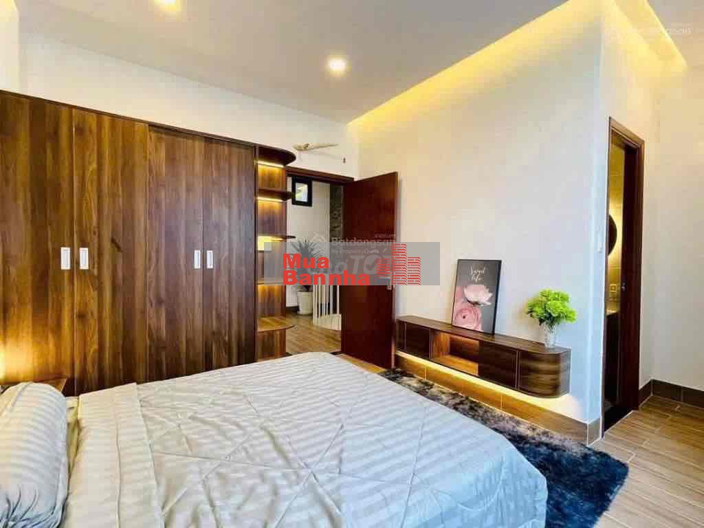 Hàng hiếm giá ngộp đường số 12, Quận 2, 54m2 SHR, giá 3 tỷ 100 TL