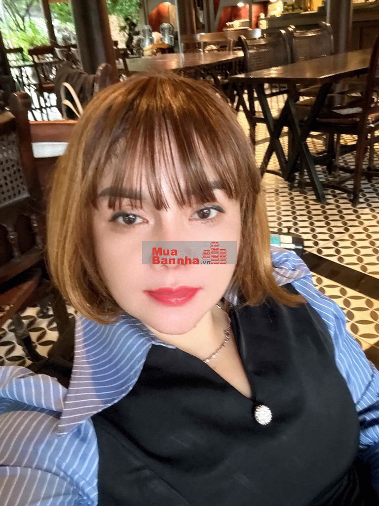 Bán gấp , nhà nát 110 m2 , tiện xây mới , CHDV , Xóm Chiếu , Quận 4.