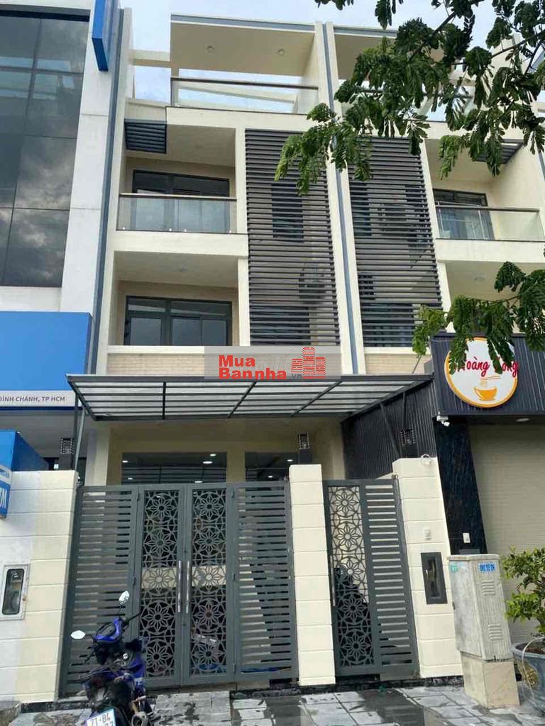 Cần Bán Nhà Mặt Tiền Phạm Hùng