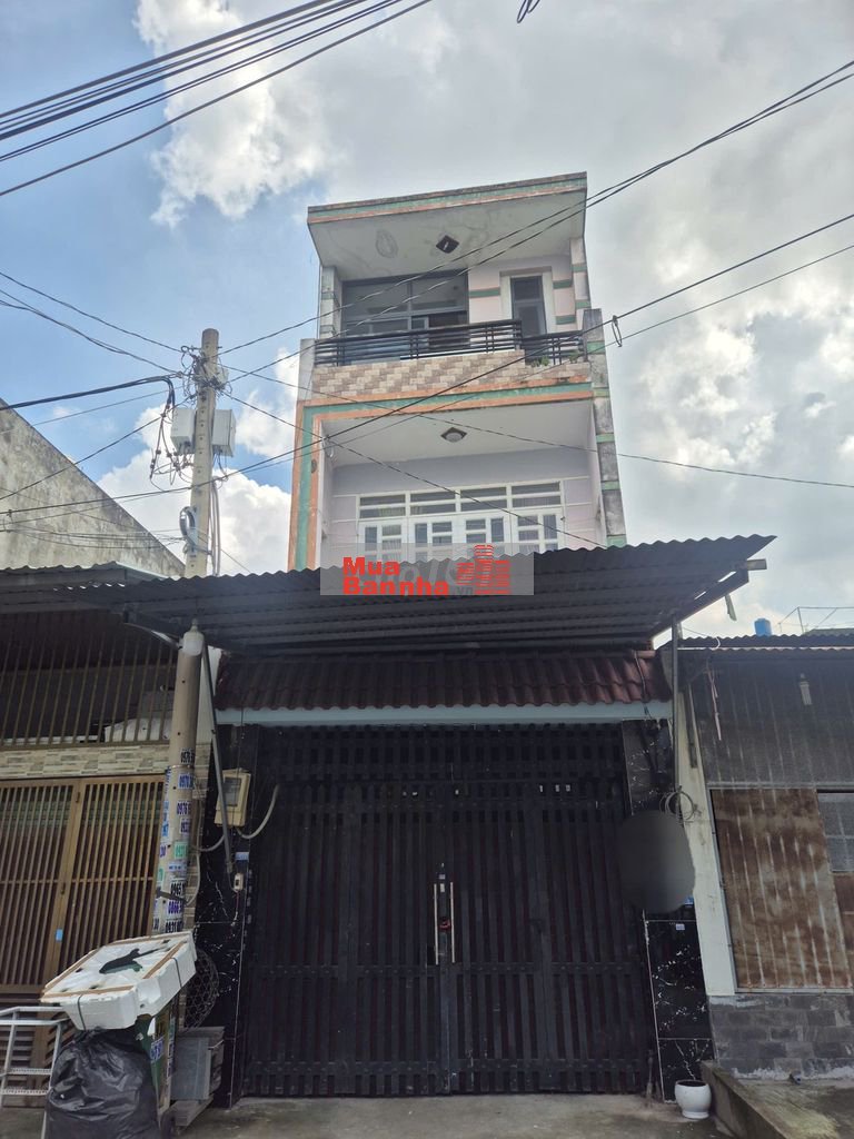 CĂN NHÀ 80M² 4X20M 3 TẦNG GẦN BV QUẬN 12 GIÁ 5.85 TỶ SHR.