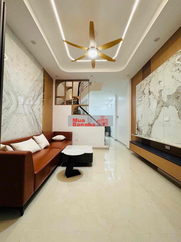 Bán nhà dân phố Bùi Xương Trạch 5 tầng 40m2, Mt 3.7m,