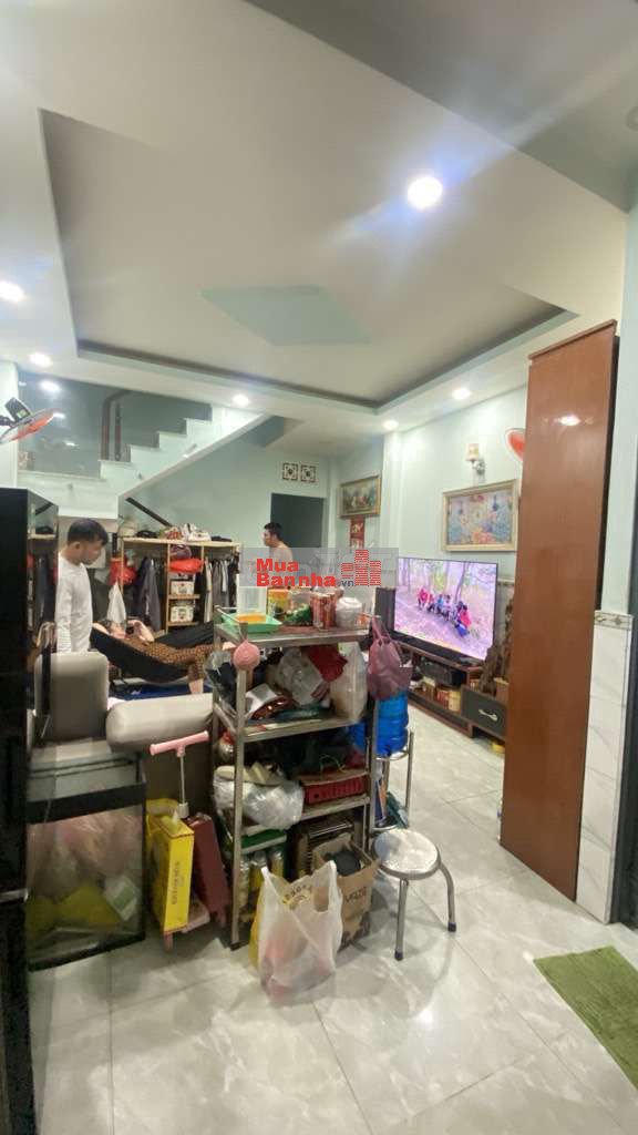 Nhà 40m2 3 tầng 5 phòng ngủ hẻm thông đường Thống Nhất