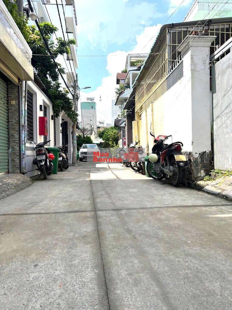 72M2 3 TẦNG HẺM XE HƠI NGỦ TRONG NHÀ LÊ VĂN VIỆT QUẬN 9. 7 TỶ TL