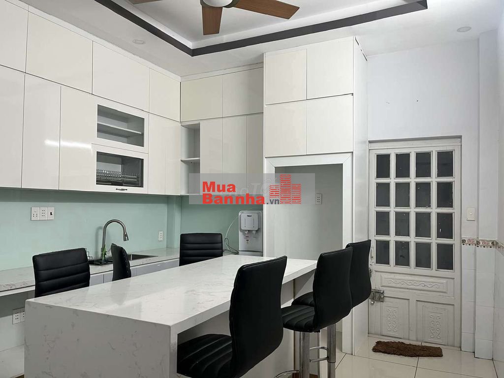 BÁN NHÀ 4 TẦNG 5PN-3WC ĐANG CHO THUÊ 200TR/NĂM  HXH 803 HUỲNH TẤN PHÁT