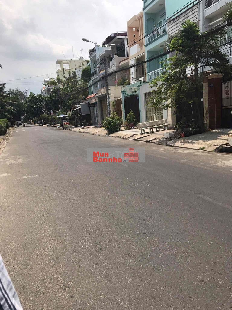 Bán nhà 14.5 tỷ DT 6x20m 4.5 tấm khu tên lửa gần Aeon BT vị trí đẹp