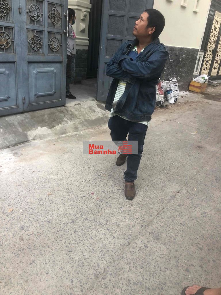 Nhà Q2 xây theo phong cách Tây, đường 🚗 thông, 3 tầng, 75 m2, chỉ 8.99