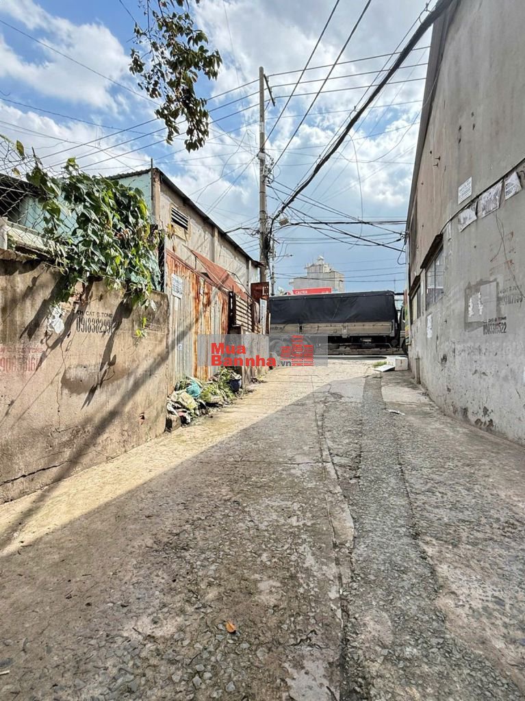 Nhà 1 Sẹc Lê Văn Khương Thới An Quận 12 cũ 93m2 Hẻm Ô tô 4 Tỷ 9.