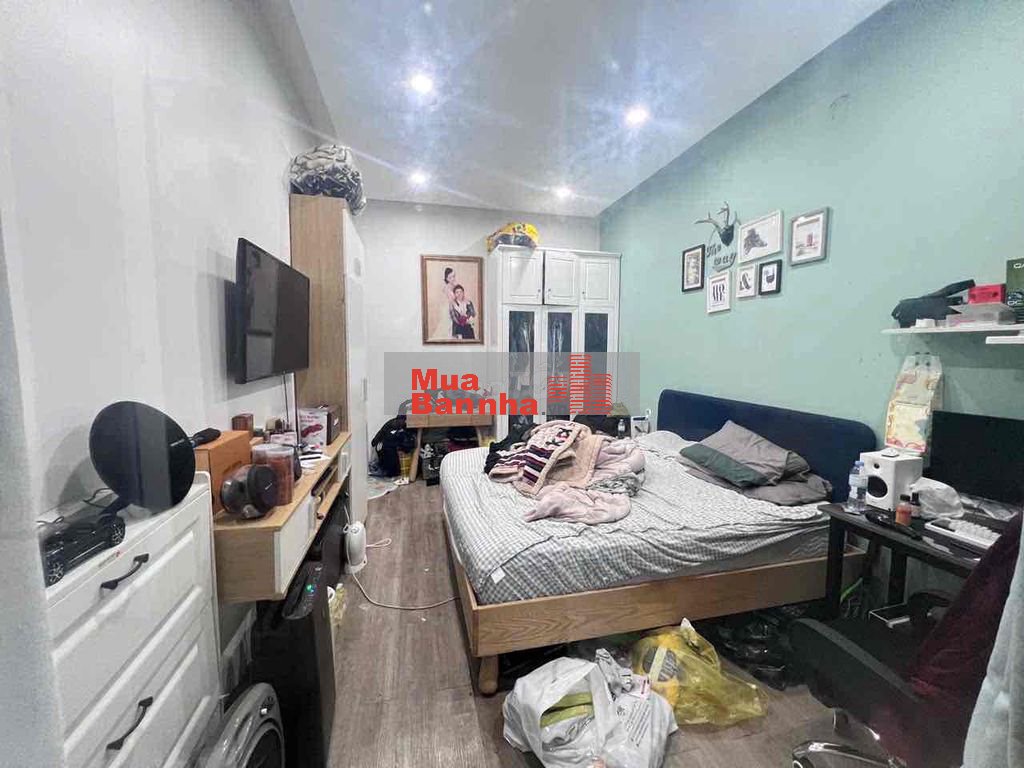 Lô góc 3T ngõ Minh Khai ngõ 2,5m cách Mp 60m hai ngoặt tới nhà dt 35m