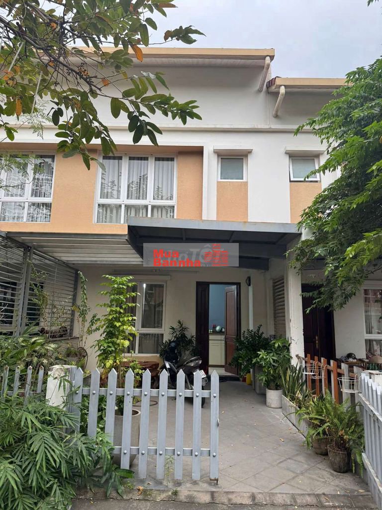 Bán gấp căn nhà phố 1tret 1 lầu khu Eco Xuân Lái Thiêu giá 6ty7