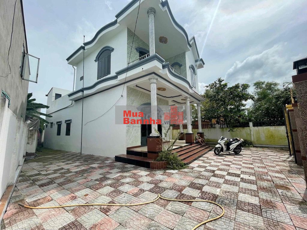 nhà biệt thự gần trường học