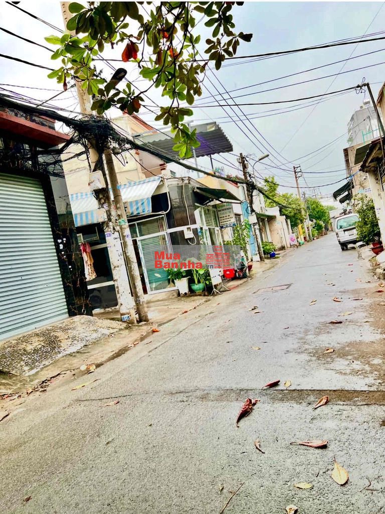 HXH 6M THÔNG NGAY GÒ XOÀI, LÊ VĂN QUỚI- 4 X 18M- NHÀ ĐẸP- CHỈ 5T HƠN.