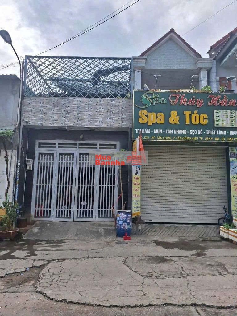 Bán nhà trệt lầu giá Rẻ gần chợ Tân Long, Dĩ An