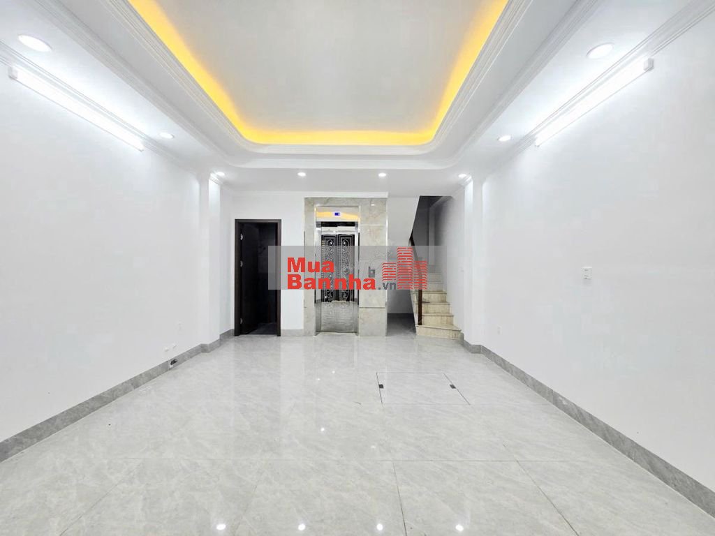 Nhà đẹp XUÂN ĐỈNH 33m mt4,3 7tầng THANG MÁY ở ngay ,plô,1 nhà ra oto