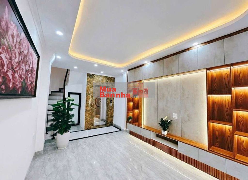 TT CẦU GIẤY 6T THANG MÁY - FULL ĐỒ - NHIỀU TIỆN ÍCH - DÂN XÂY- GẦN ÔTÔ