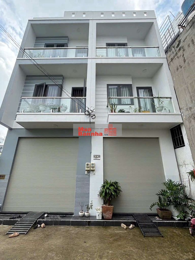 Nhà bán shr dt 4x17 2 lầu 4p ngủ ,hxh 5m hl80,p Bình tân,hcm,chỉ 3ty8