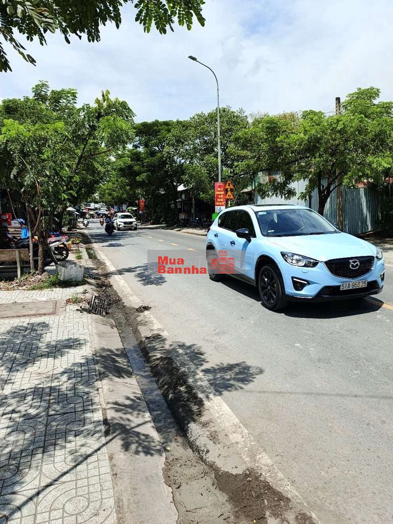 Nhà mặt tiền Nguyễn Bình 206m2 đất ở