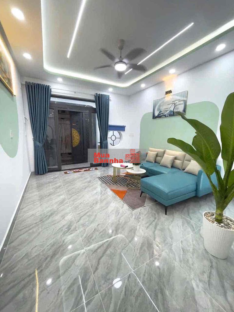 Nhà đẹp vị trí đối diện Aeon Mall Tân Phú, 4 tầng mới đẹp vào ở liền!