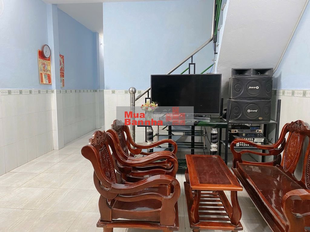 Bán nhà 1 trệt 1 lầu ở đường võ văn vân xã vĩnh lộc b