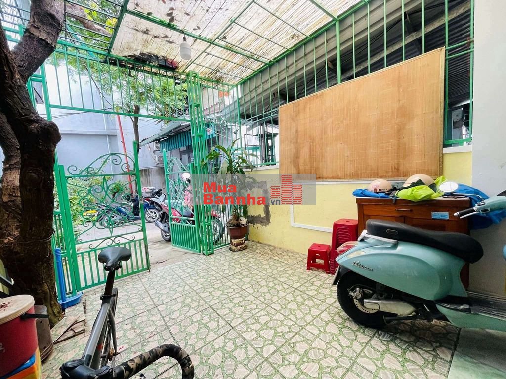 BÁN NHÀ GÁC ĐÚC KIỆT TÔN ĐẢN. 67M2 GIÁ 3TY280 KHU CAO RÁO KO NGẬP LỤT