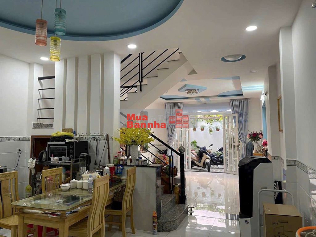 Bán nhà Tô Kí 99,9m2 có pn dưới