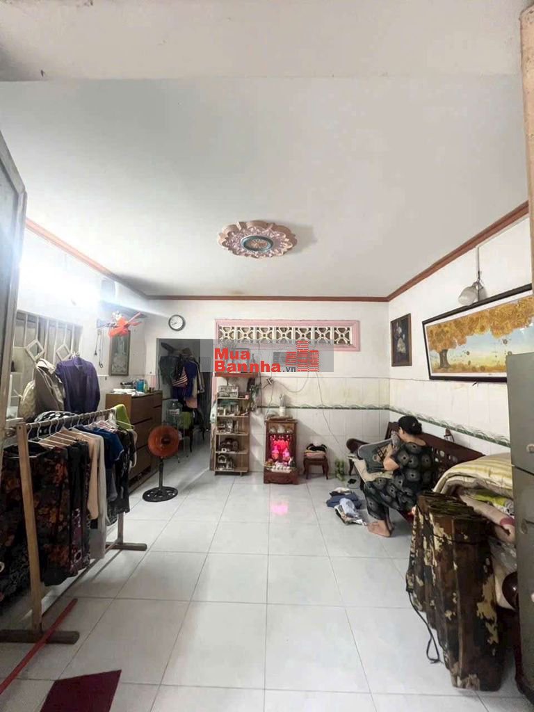 Cần bán 5x10m Lầu 2 tỷ 450tr Võ Văn Vân gần Dê tươi 5 Phát