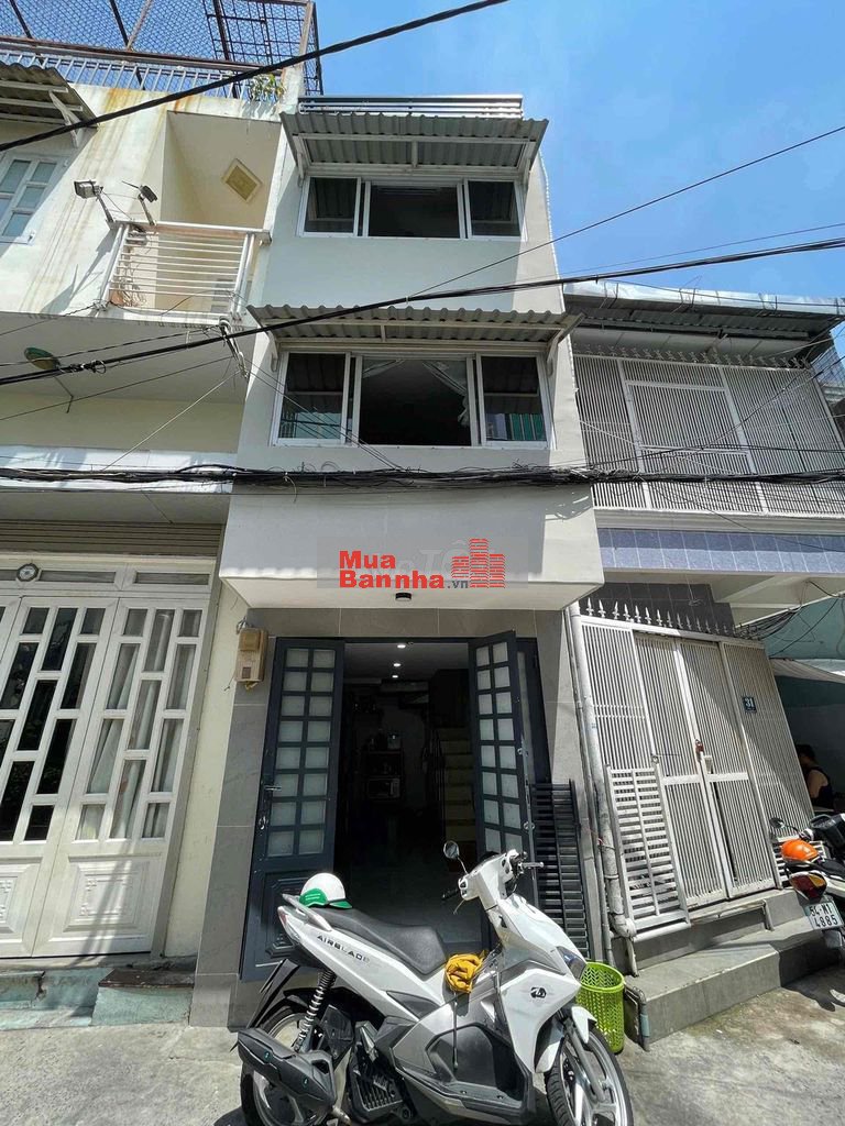 Bán nhà 3 lầu 2PN Hẻm 4m đường 37 Lâm văn Bền Quận 7