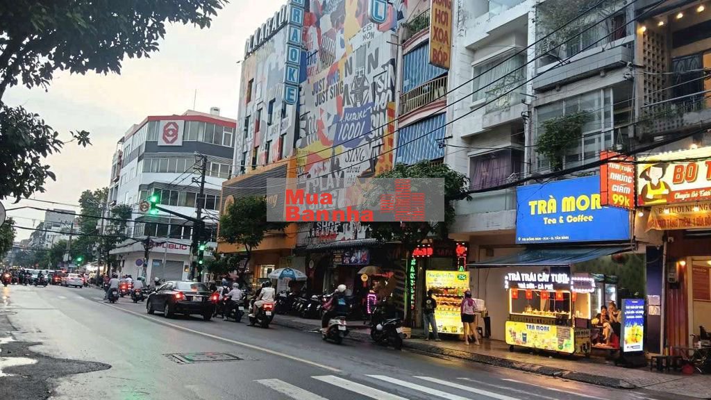 Bán nhà mặt tiền Đường Đồng Đen-Bàu Cát
, 5 tầng,4pn.4wc, xây kiên cố