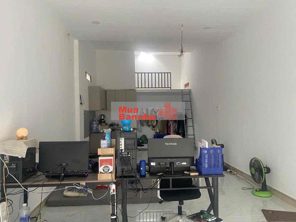 Chủ cần bán căn nhà cấp 4 có gác giá 4,45 tỷ