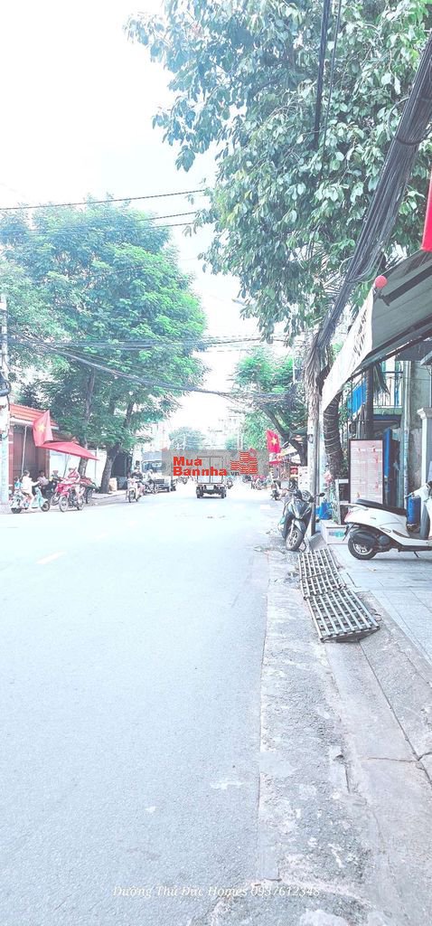 Nhà BTCT 35m2 1T1L HXH đỗ cửa sát QL1K cách mặt tiền lớn chỉ 10m 2Đ TL