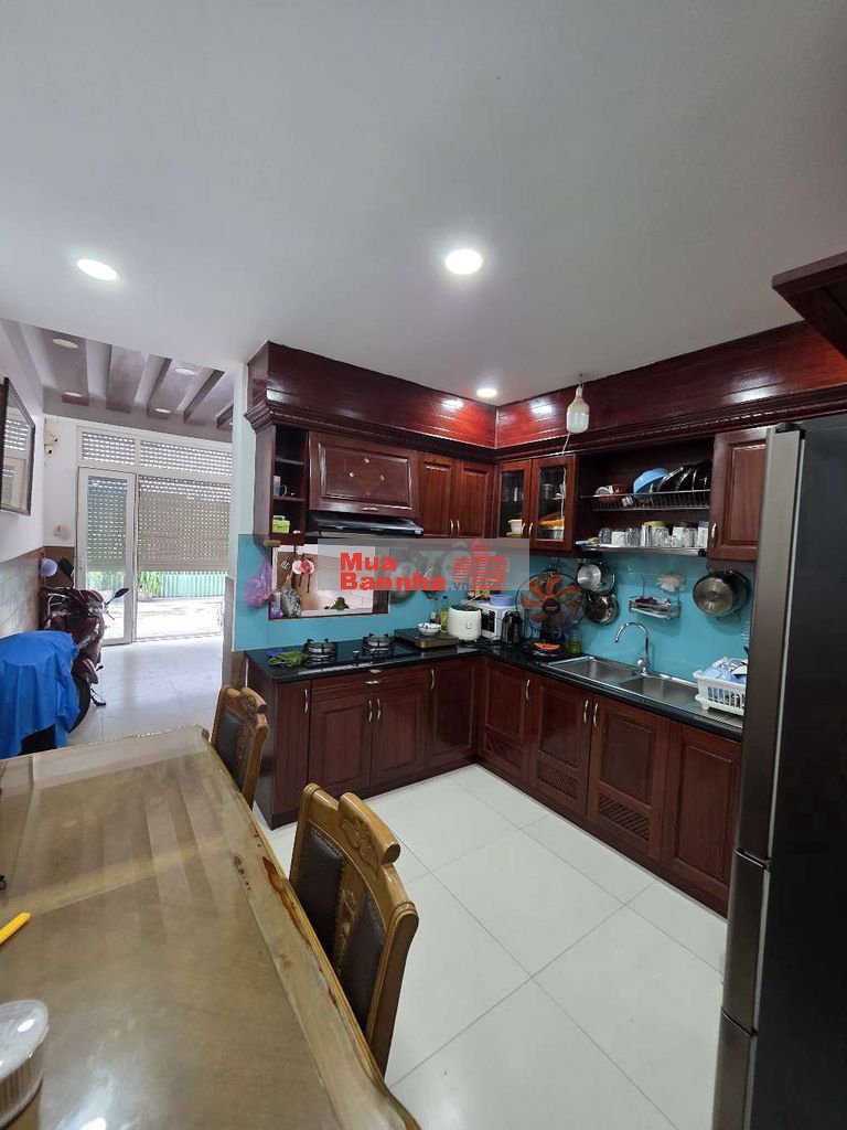 Bán nhà mới đẹp hẻm oto Bình Tiên