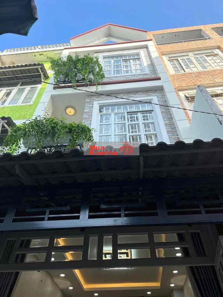 HÀNG HIẾM NHÀ ĐẸP Ở NGAY 2 LẦU 4 PN RỘNG RÃI