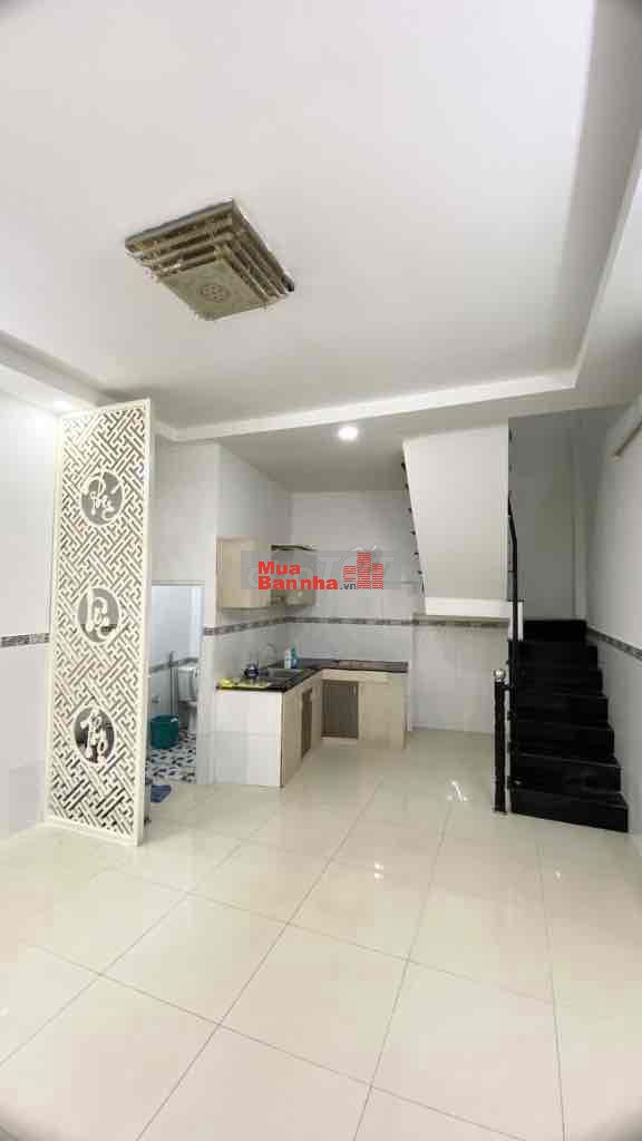 NHÀ NỞ HẬU, KO LG QH - CÁCH MẠNG THÁNG 8 - 4.3X8(33.3M2) - NHỈNH 3TỶ